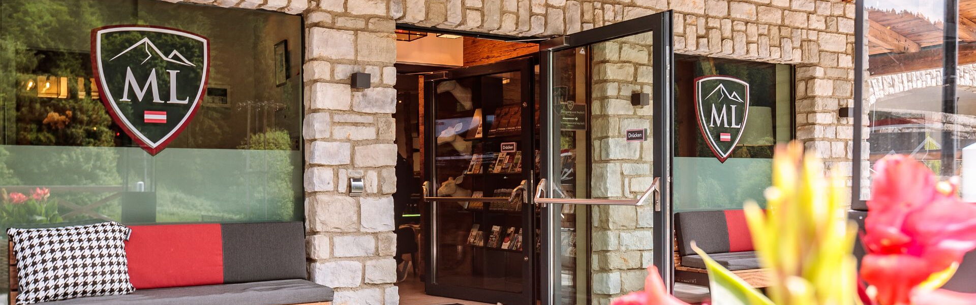 Entrance at Avenida Mountain Lodges Saalbach
